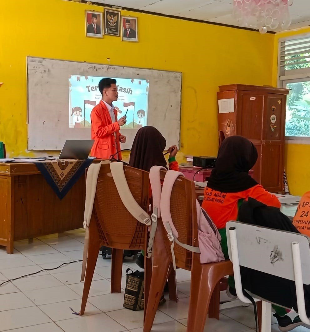 Mendidik Guru SD yang Inovatif & Berkarakter